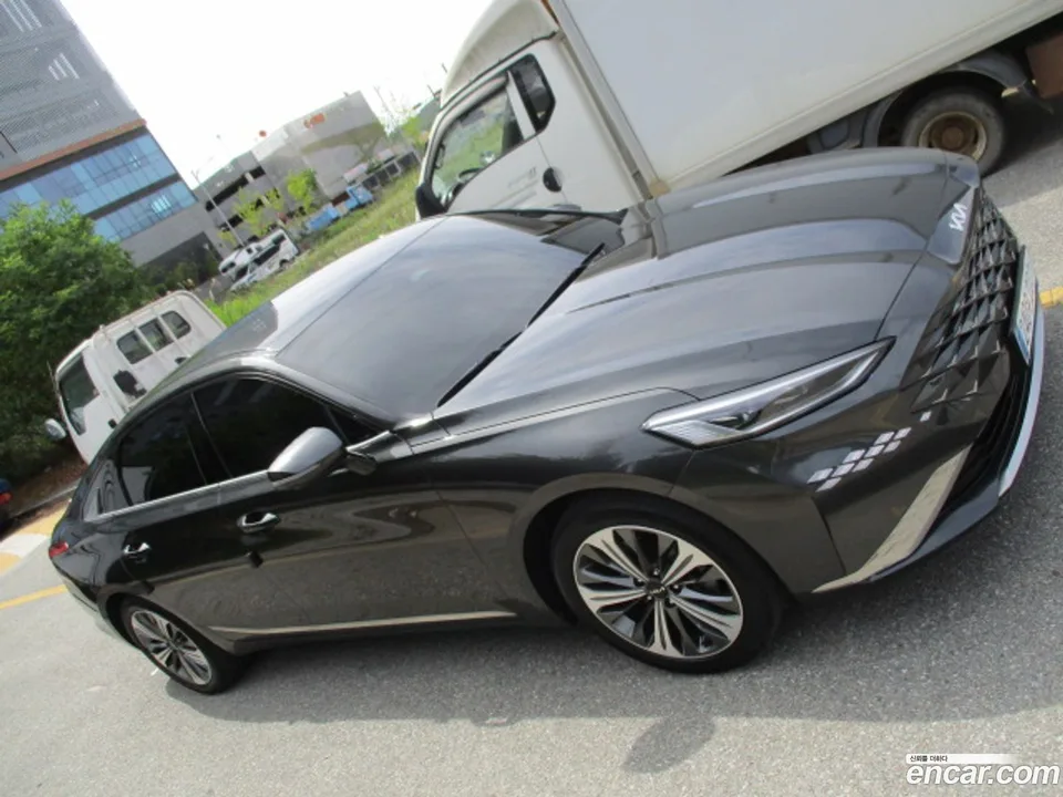 Kia K8 Hybrid 2023 — thumbnail 3