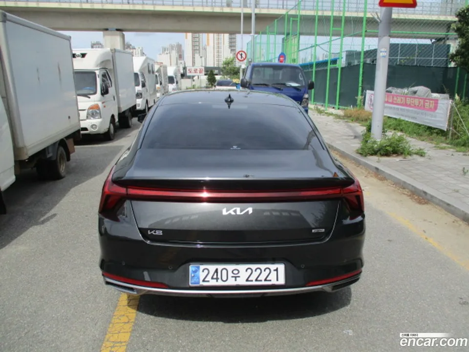 Kia K8 Hybrid 2023 — thumbnail 4