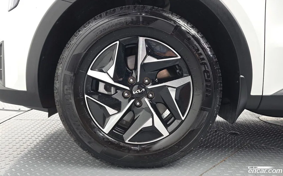 Kia Sorento HEV 1.6 4WD 2024 — thumbnail 2