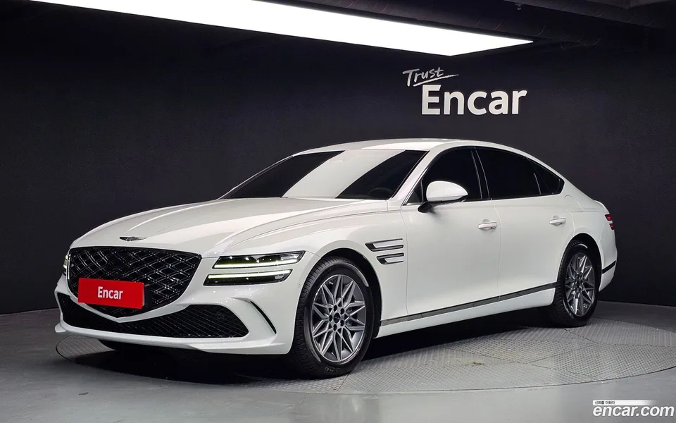 Genesis G80 2.5 AWD 2025 — photo 1, buy with delivery to Moscow