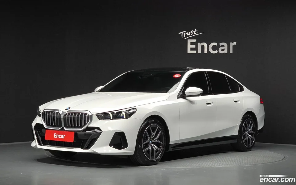 BMW 5 Series 2025