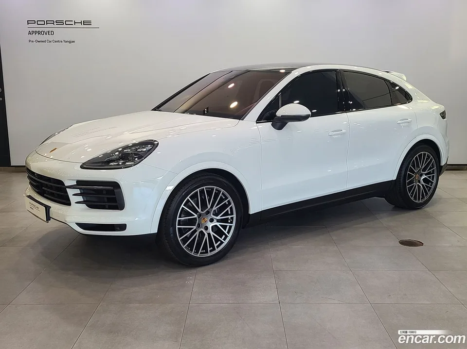 Porsche Cayenne 3.0 2023 — photo 1, buy with delivery to Moscow