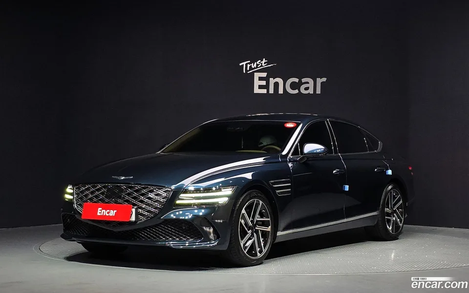 Genesis G80 2.5 AWD 2024 — photo 1, buy with delivery to Moscow