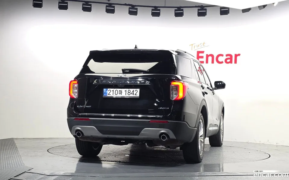 Ford Explorer 2.3 4WD 2022 — thumbnail 4