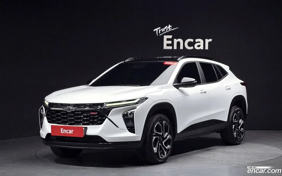 Chevrolet Trax Crossover 1.2 RS 2024 — photo 1, buy with delivery to Moscow
