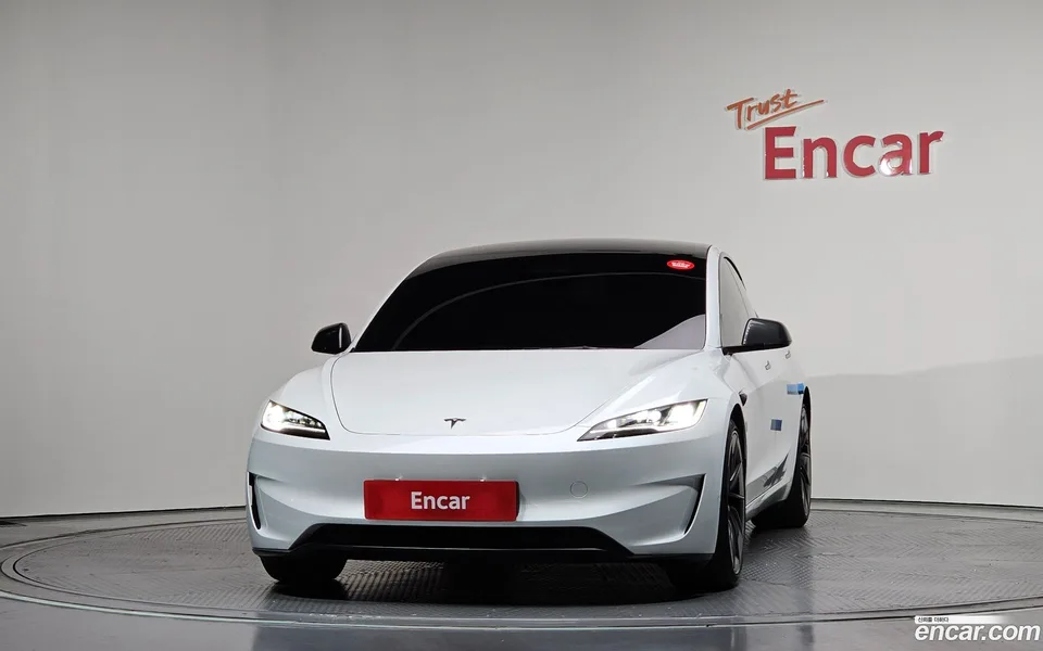 Tesla Model 3 AWD 2024 — thumbnail 3