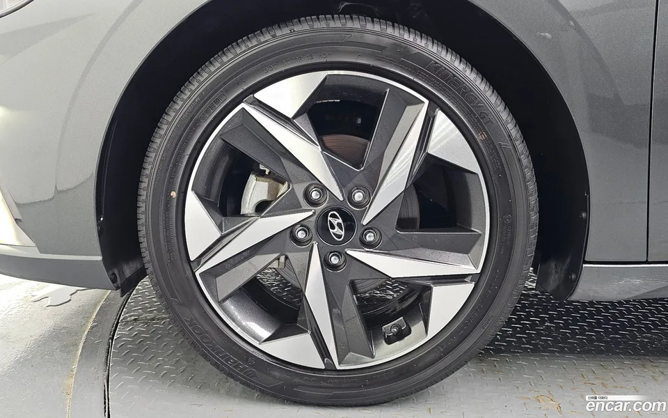Hyundai Avante 1.6 2022 — thumbnail 2