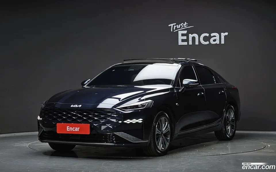 Kia K8 Hybrid 2023