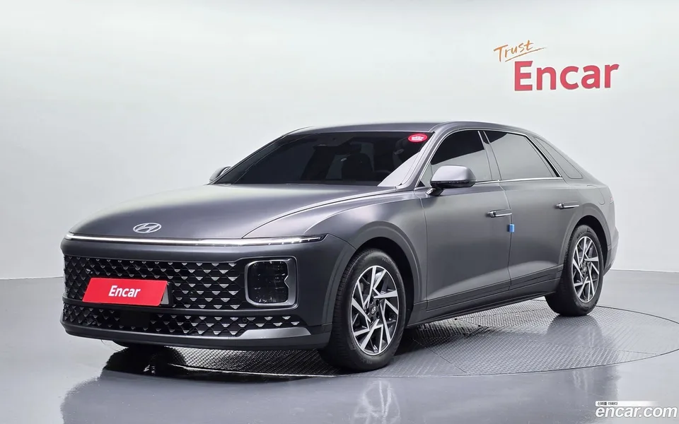 Hyundai Grandeur Hybrid 2023 — фото 1, купить с доставкой в Москву