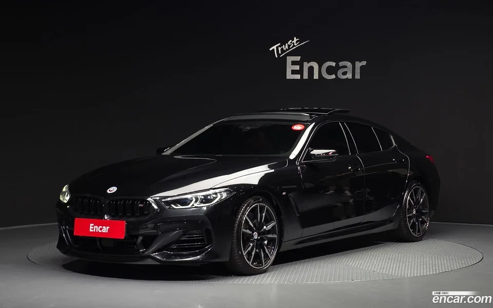 BMW 8 Series M850i xDrive 2023 — photo 1, buy with delivery to Moscow