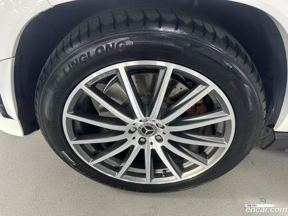 Mercedes-Benz GLS-Class GLS400d 4MATIC 2023 — thumbnail 2