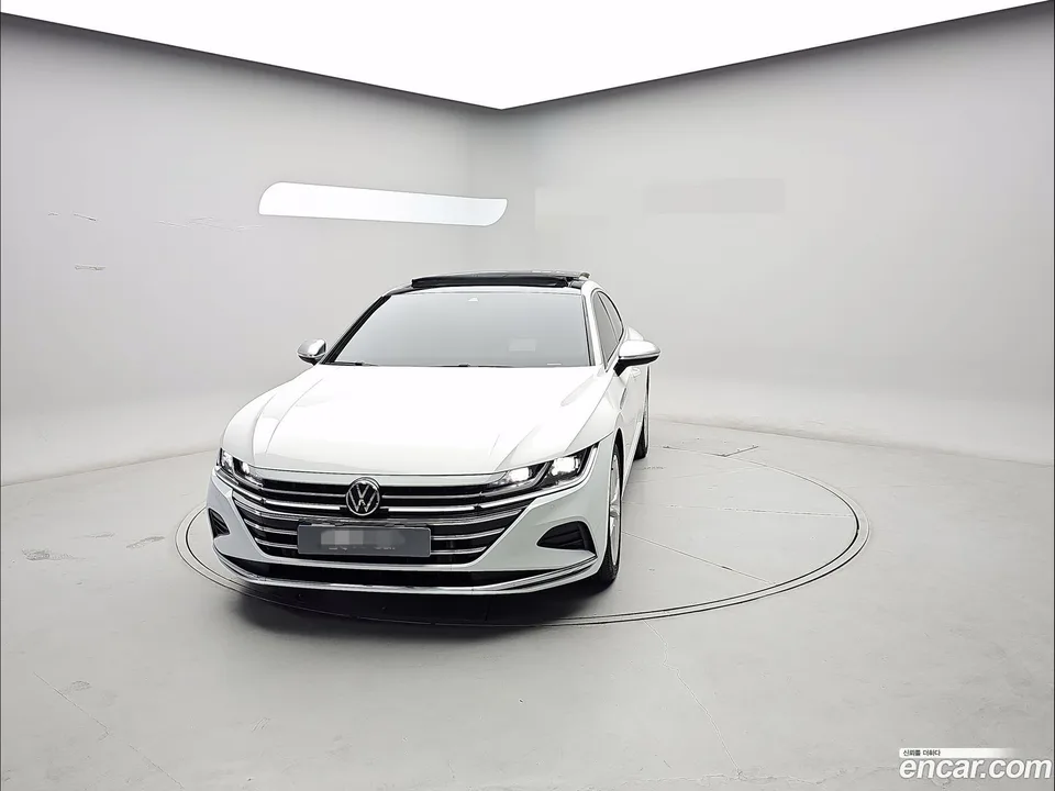 Volkswagen Arteon 2.0 TDI 2022 — photo 1, buy with delivery to Moscow