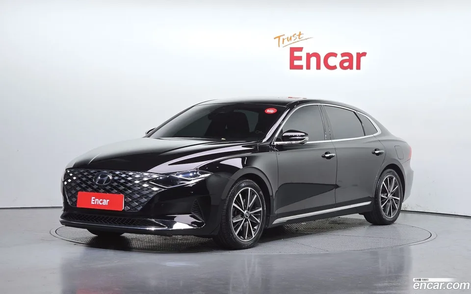 Hyundai Grandeur IG 2.5 2022 — photo 1, buy with delivery to Moscow