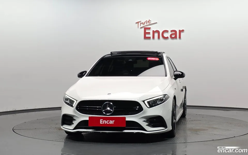 Mercedes-Benz A-Class AMG A35 4MATIC 2022 — thumbnail 3