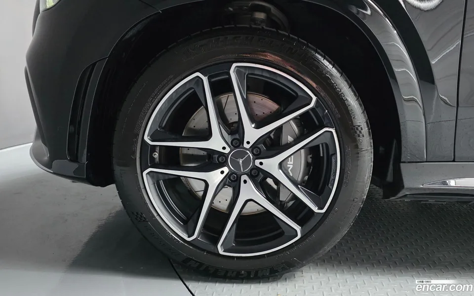 Mercedes-Benz GLE-Class AMG GLE53 4MATIC+ 2022 — thumbnail 5