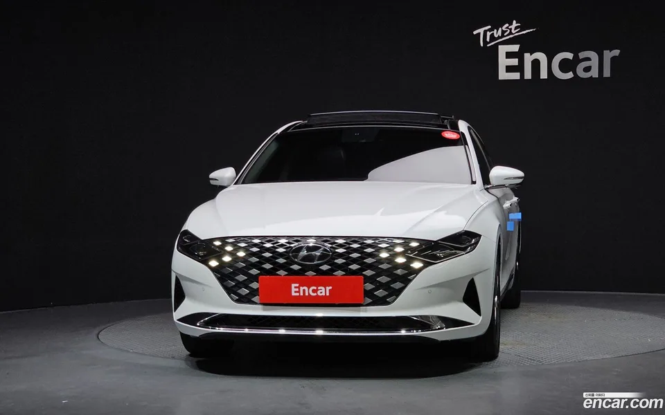 Hyundai Grandeur IG 3.0 LPi () 2022 — thumbnail 3