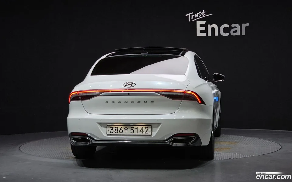 Hyundai Grandeur IG 3.0 LPi () 2022 — thumbnail 4