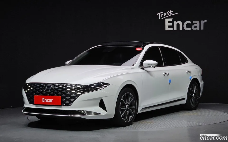Hyundai Grandeur IG 3.0 LPi () 2022 — photo 1, buy with delivery to Moscow