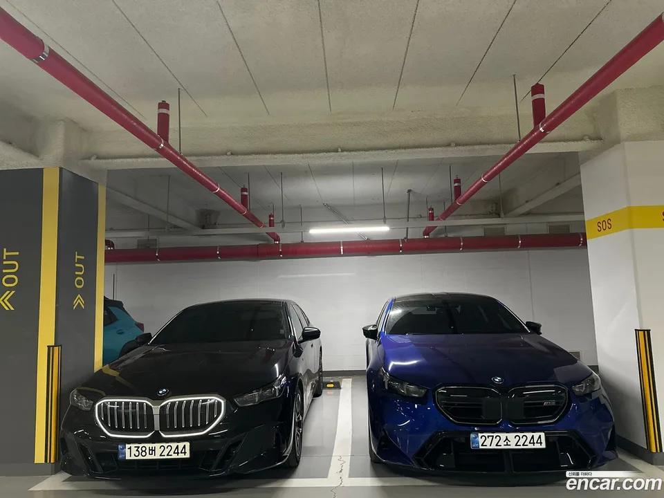 BMW M5 M5 2025 — thumbnail 5
