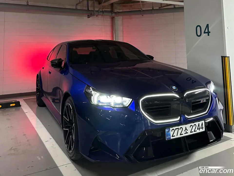 BMW M5 M5 2025 — photo 1, buy with delivery to Moscow