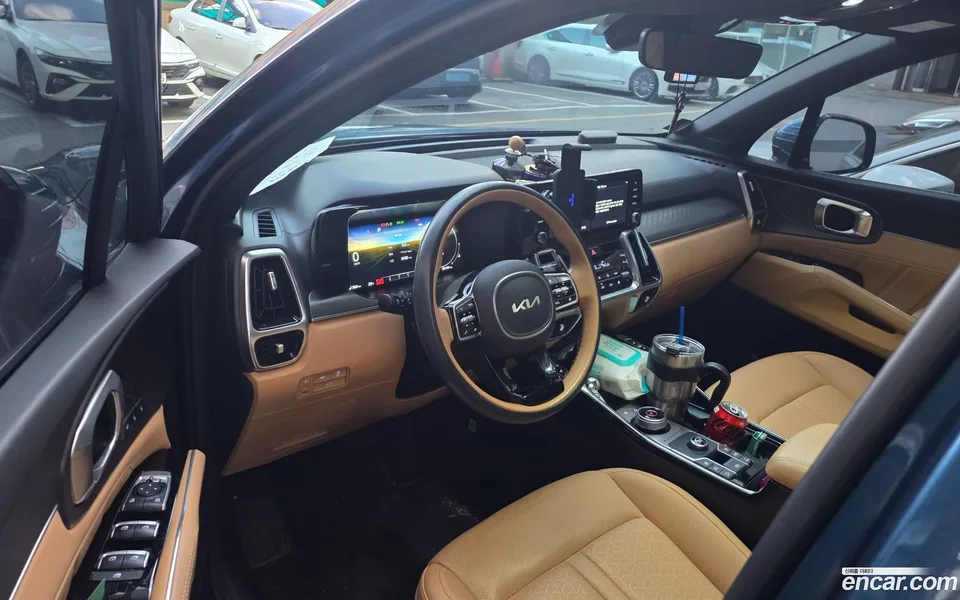 Kia Sorento 2.5T 2WD 2023 — thumbnail 4
