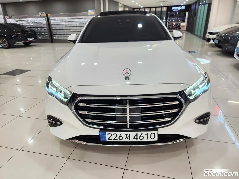 Mercedes-Benz E-Class E220d 4MATIC 2024 — thumbnail 3