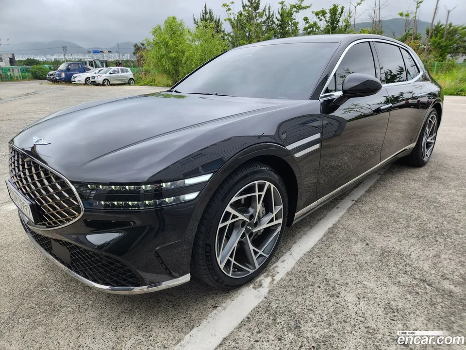 Genesis G90 3.5 AWD 2025 — фото 1, купить с доставкой в Москву