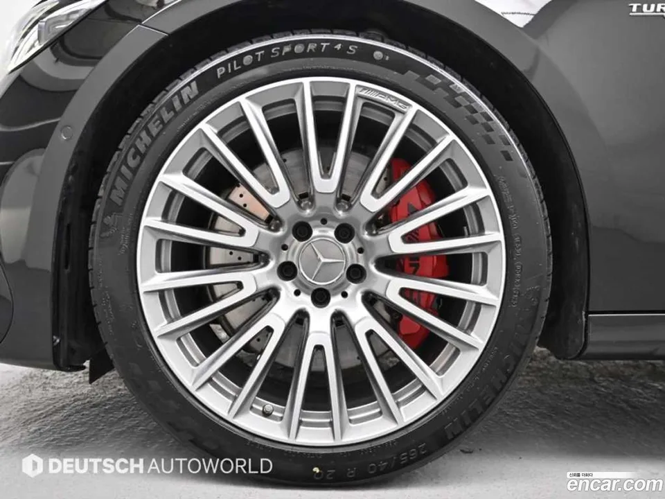 Mercedes-Benz E-Class AMG E53e 4MATIC+ 2025 — thumbnail 5