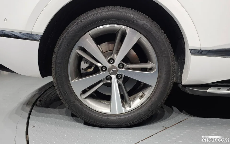 Genesis GV80 2.5T AWD 2023 — thumbnail 2