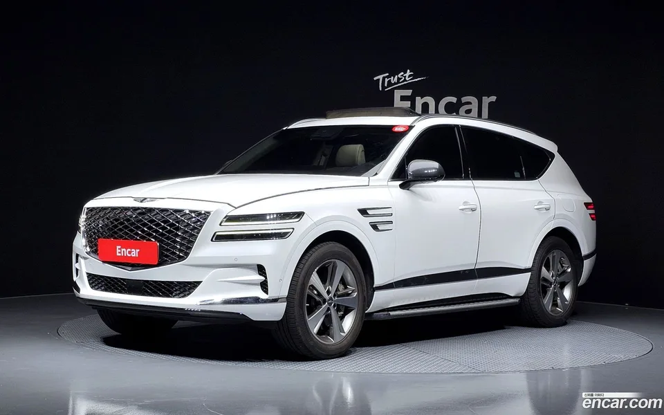 Genesis GV80 2.5T AWD 2023 — photo 1, buy with delivery to Moscow