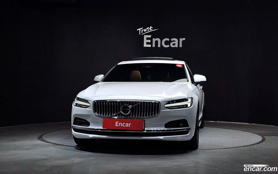 Volvo S90 B6 AWD 2023 — thumbnail 3