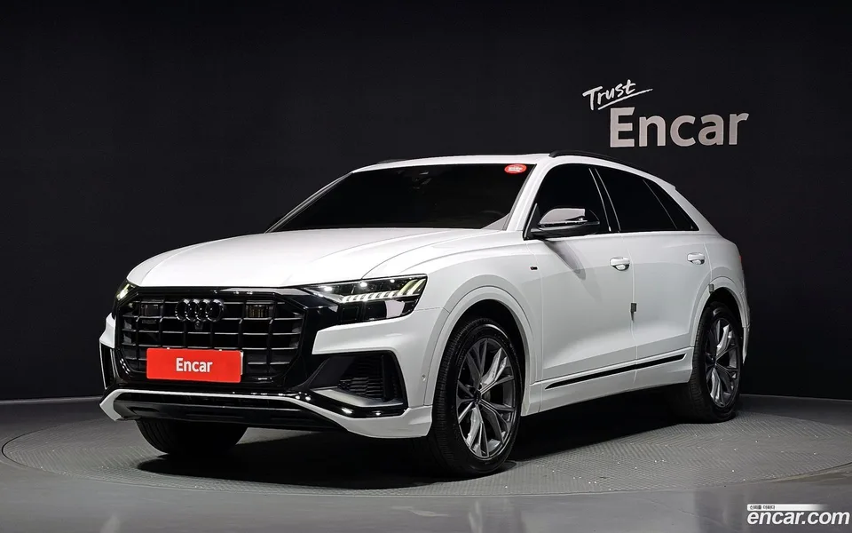 Audi Q8 (4M) 55 TFSI 2022 — photo 1, buy with delivery to Moscow