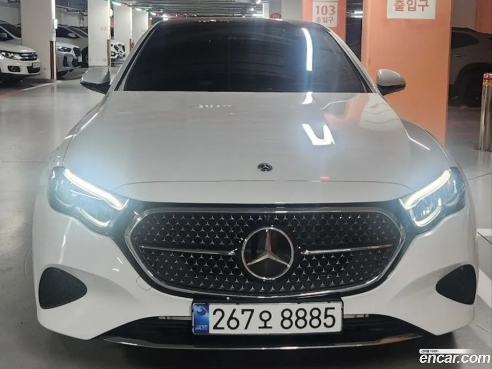 Mercedes-Benz E-Class E200 2025 — photo 1, buy with delivery to Moscow