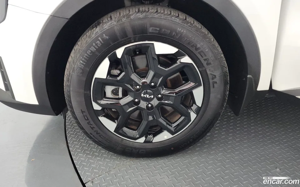 Kia Sorento 2.5T 2WD 2024 — thumbnail 2