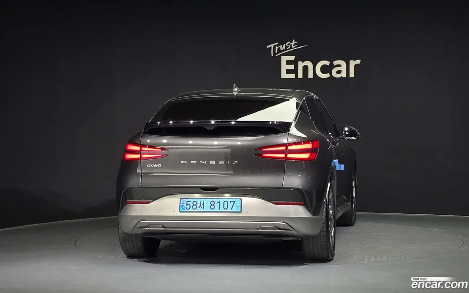 Genesis GV60 2023 — thumbnail 4