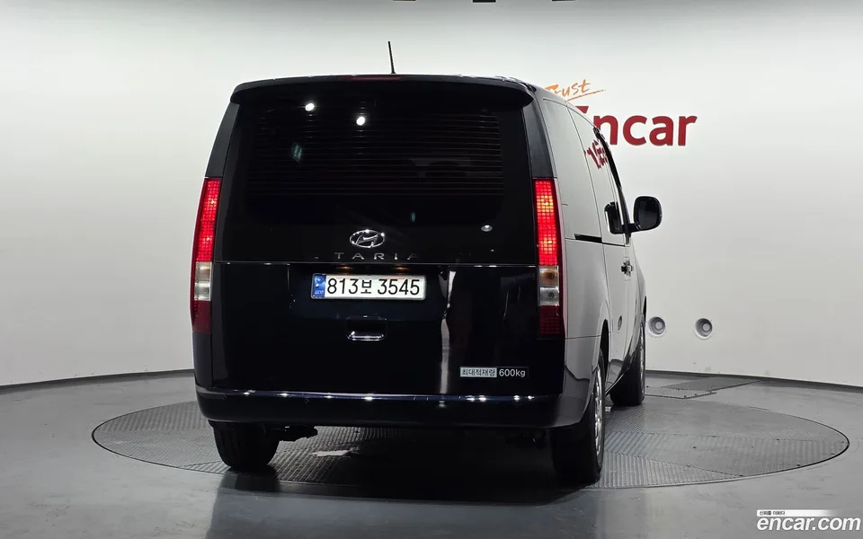 Hyundai Staria L3.5 5 2023 — thumbnail 4