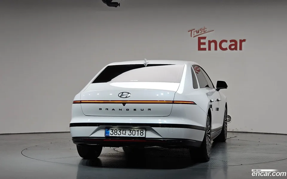 Hyundai Grandeur Hybrid 2026 — thumbnail 4