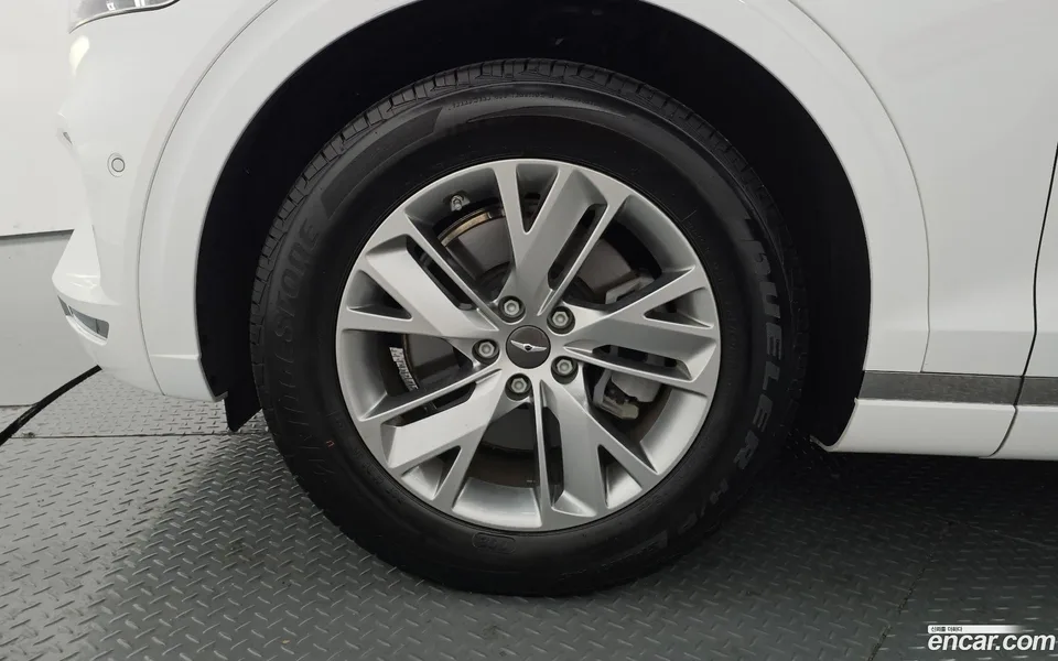 Genesis GV70 2.5T 2WD 2023 — thumbnail 5