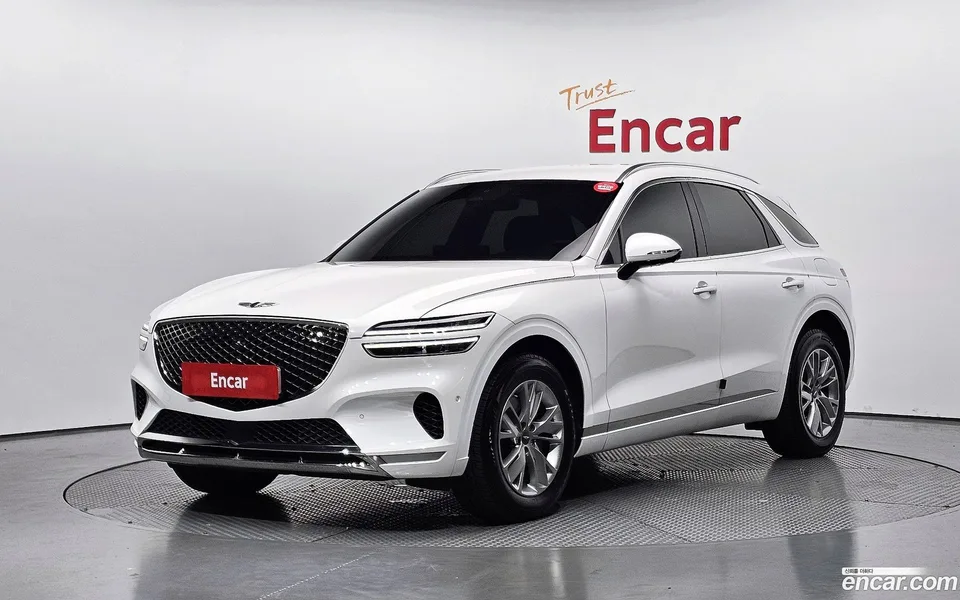 Genesis GV70 2.5T 2WD 2023 — photo 1, buy with delivery to Moscow