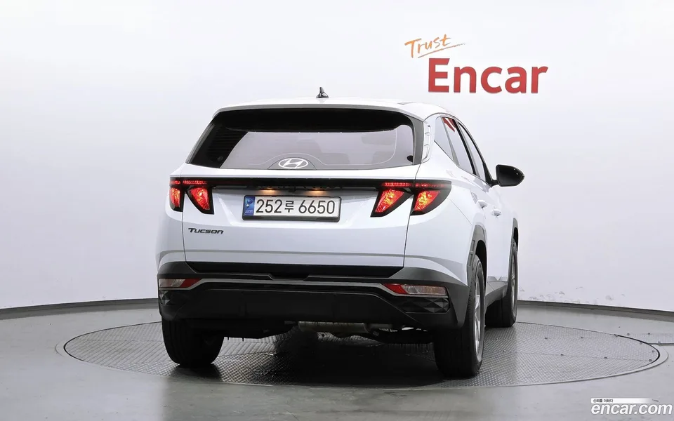 Hyundai Tucson 2.0 2WD 2022 — thumbnail 4