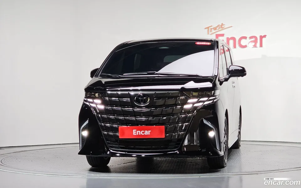 Toyota Alphard 2.5 HEV AWD 2024 — thumbnail 3