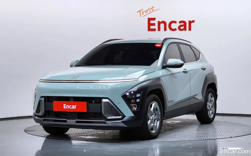 Hyundai Kona 1.6 2WD 2023 — photo 1, buy with delivery to Moscow