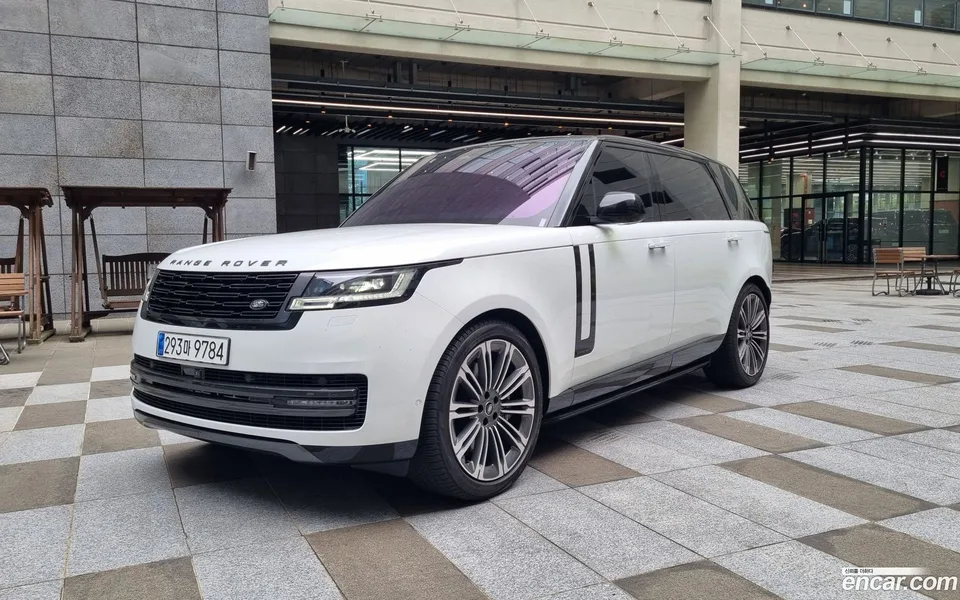 Land Rover Range Rover P530 AB LWB 2023 — photo 1, buy with delivery to Moscow
