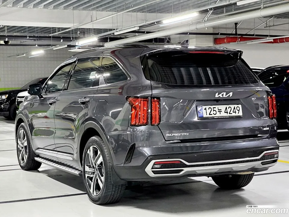 Kia Sorento HEV 1.6 4WD 2023 — thumbnail 2