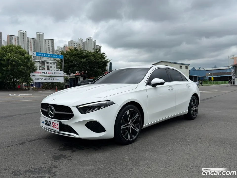 Mercedes-Benz A-Class A220 2024 — photo 1, buy with delivery to Moscow