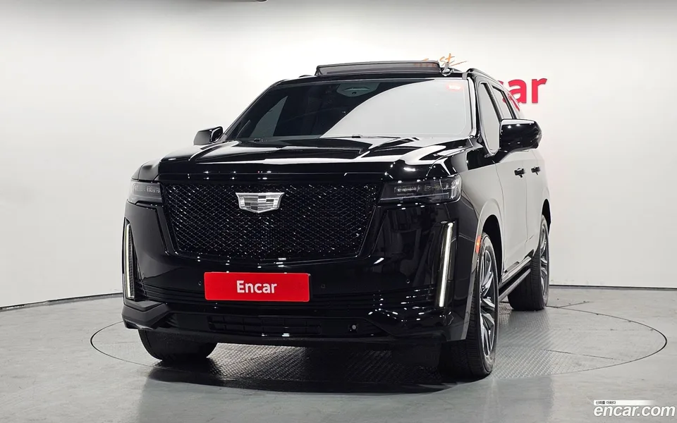Cadillac Escalade 6.2 2023 — thumbnail 3