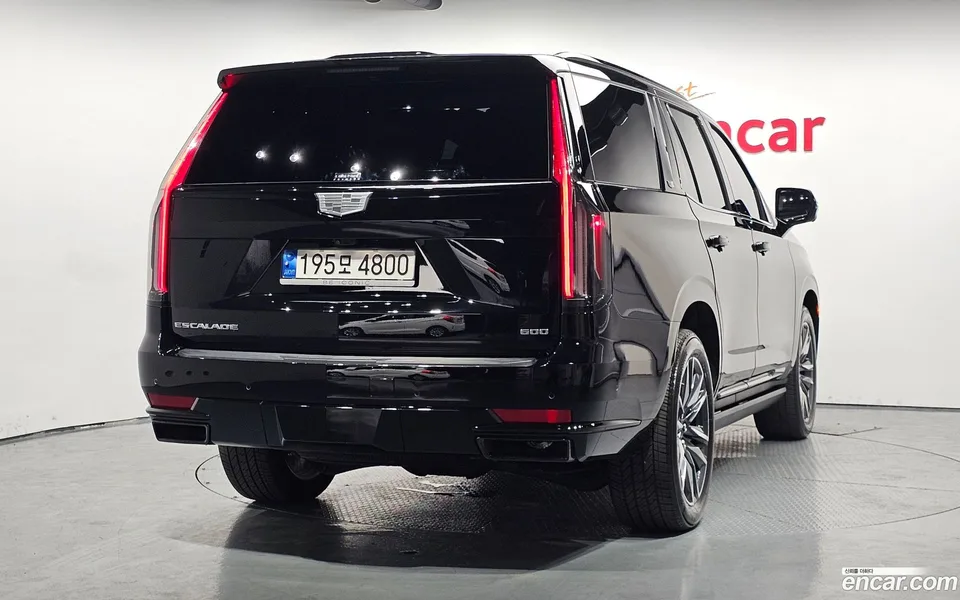 Cadillac Escalade 6.2 2023 — thumbnail 4