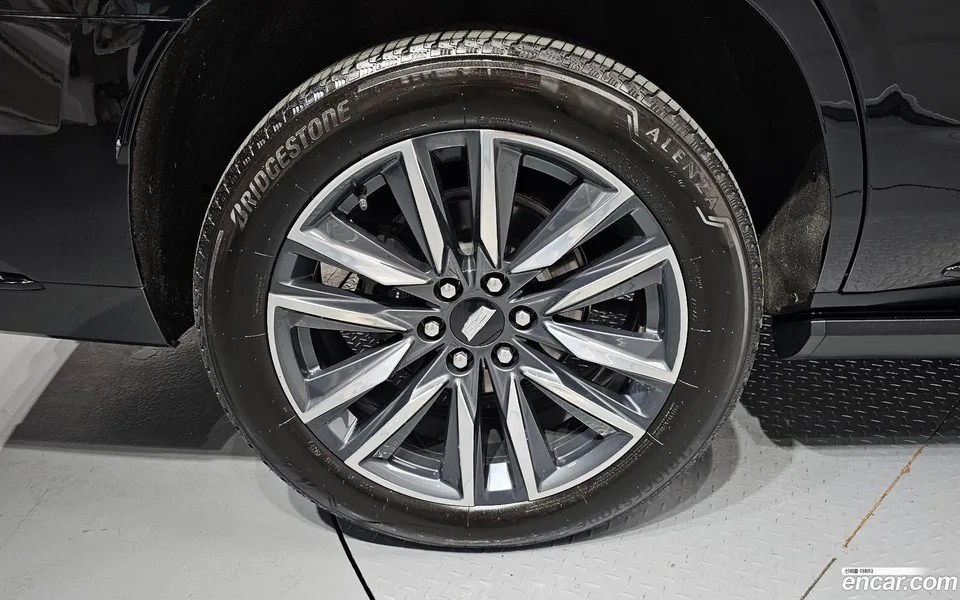Cadillac Escalade 6.2 2023 — thumbnail 5