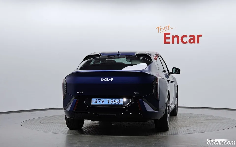 Kia EV4 2WD 2025 — thumbnail 4