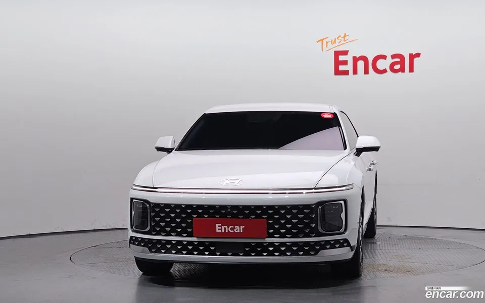 Hyundai Grandeur 2.5 2WD 2025 — thumbnail 3
